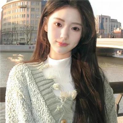 怪兽与女孩